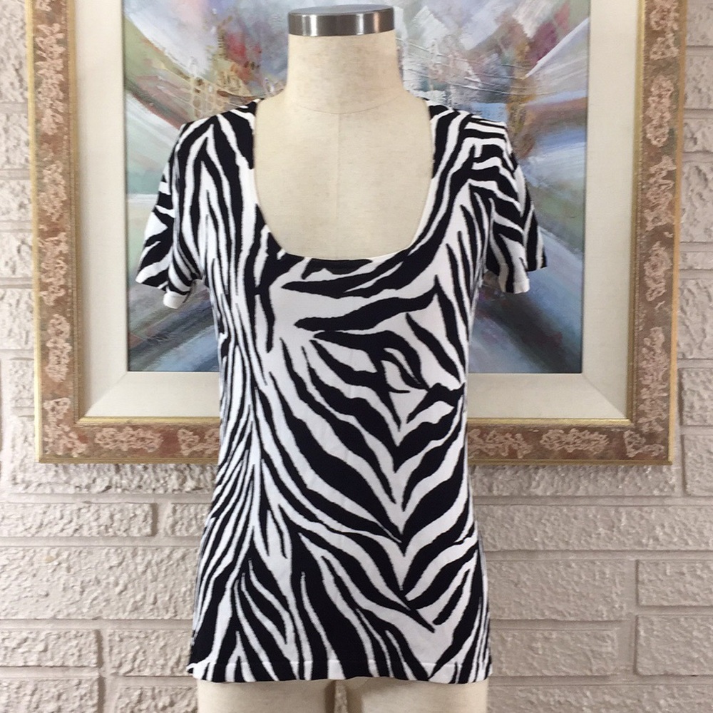 🌹Dana Buchman Zebra Print Stretch Knit Top